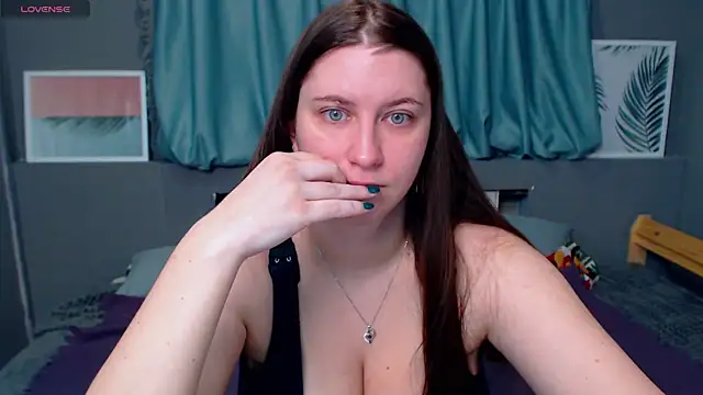 LiyaSilve online show from 01.05.25