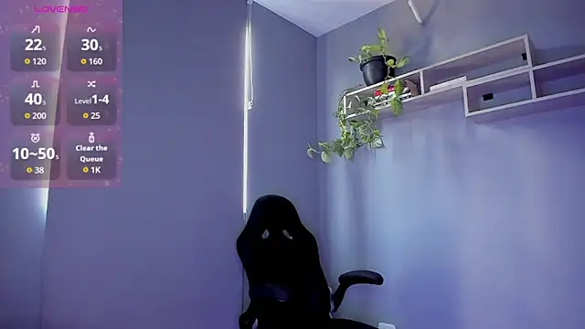 Snapshot of AddisonStone chatting on 12.03.25 AddisonStone online show from 12.03.25