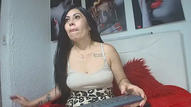 Tania mature online show from 07.06.26