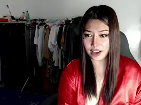 urqueendominant online show from 03.03.25