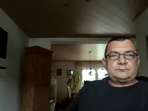 Snapshot of Nobbie444 chatting on 05.11.26 Nobbie444 online show from 05.11.26