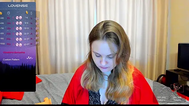 Snapshot of AlanaBrox chatting on 03.15.25 AlanaBrox online show from 03.15.25