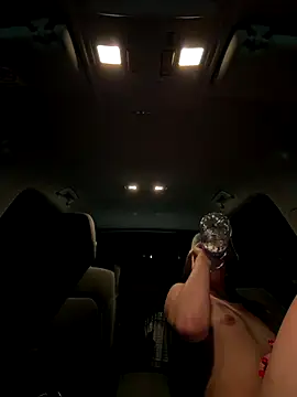 DoriDeluxe66 online show from 11.20.25