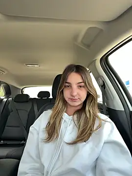 DoriDeluxe66 online show from 04.09.26