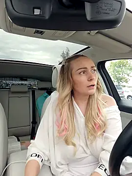 Bondgirl 013 online show from 10.05.25