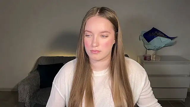 EvaMaddison online show from 03.02.26