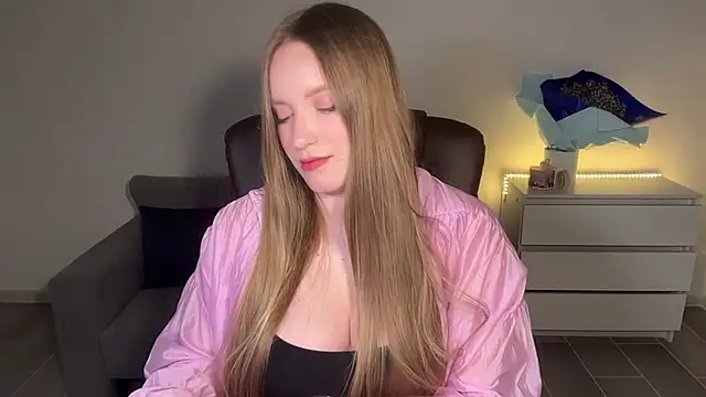 EvaMaddison online show from 07.19.26