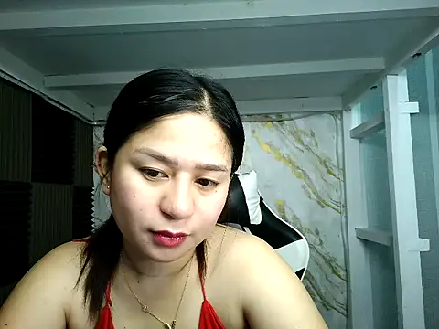 Mia 2022 online show from 10.26.25