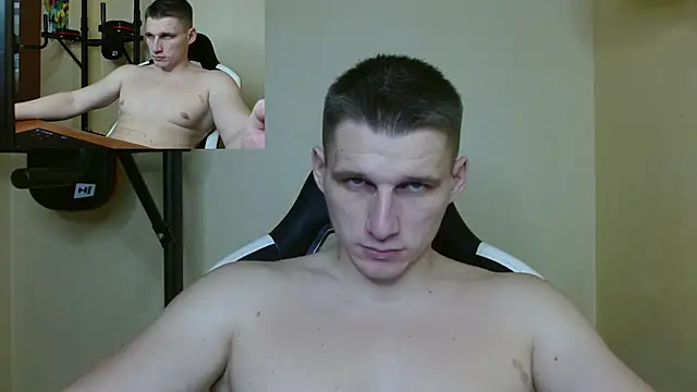 Snapshot of PoliglotJoe chatting on 01.08.25 PoliglotJoe online show from 01.08.25