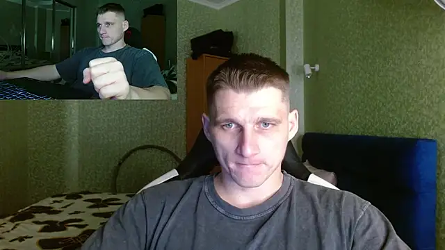 Snapshot of PoliglotJoe chatting on 01.20.25 PoliglotJoe online show from 01.20.25