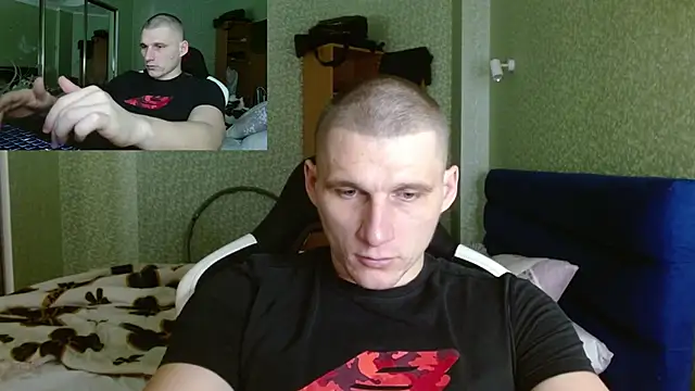 Snapshot of PoliglotJoe chatting on 01.26.25 PoliglotJoe online show from 01.26.25