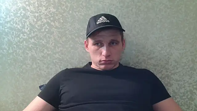 Snapshot of PoliglotJoe chatting on 03.03.25 PoliglotJoe online show from 03.03.25