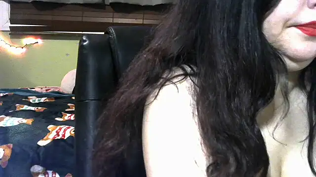 Mistimoon online show from 12.21.25