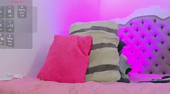 saammii  online show from 02.25.25