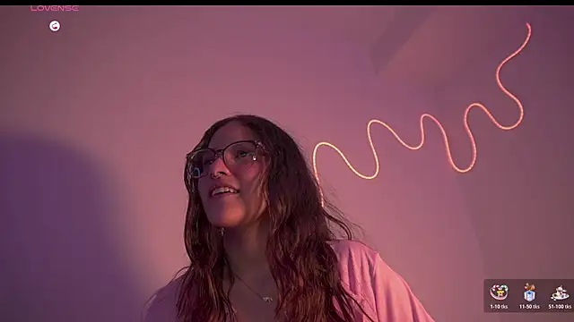 HannaMoom online show from 01.07.26