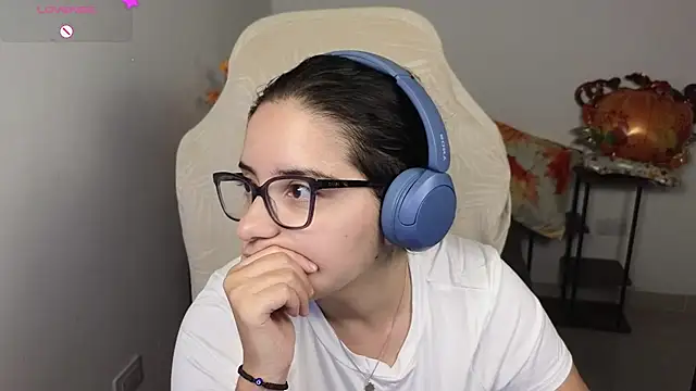 blue  moon  online show from 11.30.25