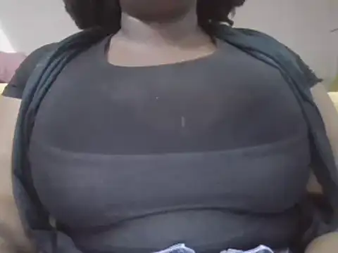 Snapshot of MissCC99 chatting on 02.09.25 MissCC99 online show from 02.09.25