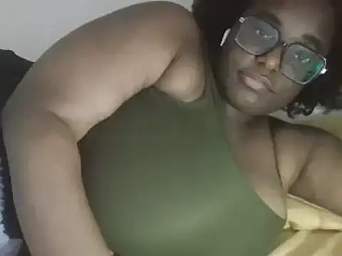 Snapshot of MissCC99 chatting on 03.22.25 MissCC99 online show from 03.22.25