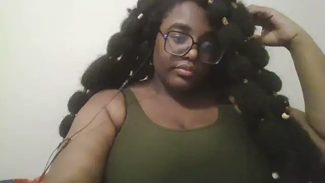 Snapshot of MissCC99 chatting on 11.16.25 MissCC99 online show from 11.16.25