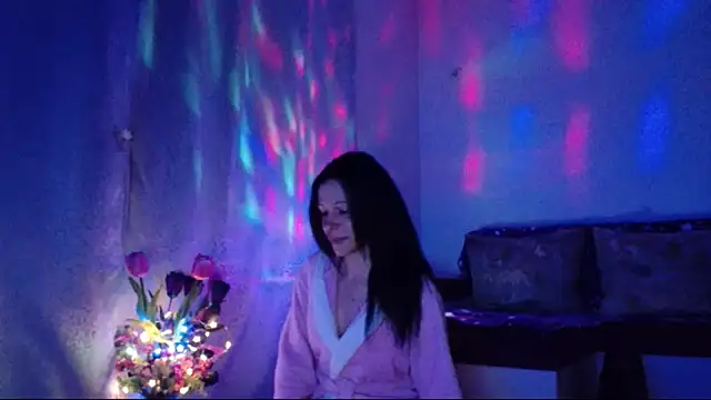 ElysaSun online show from 03.04.25