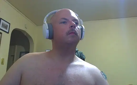 fuckmechuck online show from 09.13.25