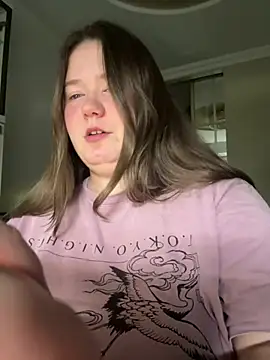 Snapshot of remirann_ chatting on 01.23.25 remirann online show from 01.23.25