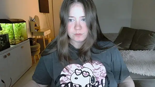 Snapshot of remirann_ chatting on 02.11.25 remirann online show from 02.11.25