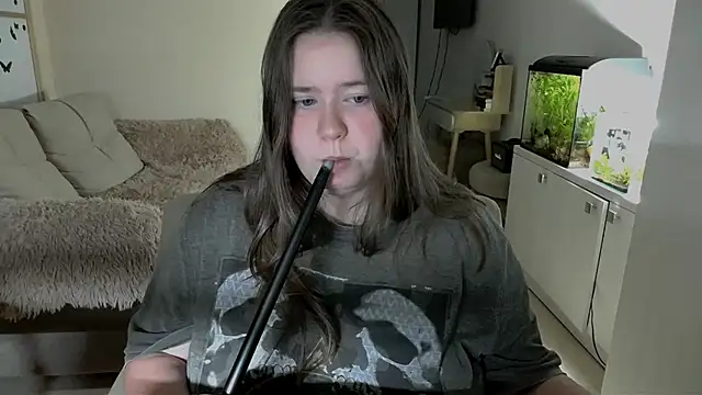 Snapshot of remirann_ chatting on 03.03.25 remirann online show from 03.03.25