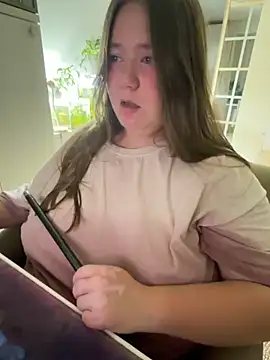 Snapshot of remirann_ chatting on 10.19.25 remirann online show from 10.19.25