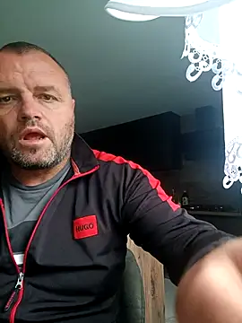 Adry1986 online show from 09.25.25