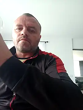 Adry1986 online show from 09.30.25