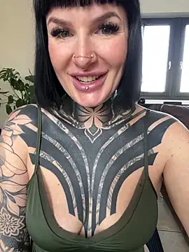 InkedBiitch online show from 03.02.25