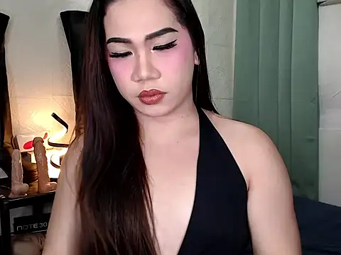 Snapshot of elise_bloom69 chatting on 05.06.26 elise bloom69 online show from 05.06.26
