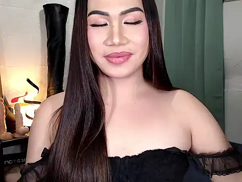 Snapshot of elise_bloom69 chatting on 05.24.26 elise bloom69 online show from 05.24.26