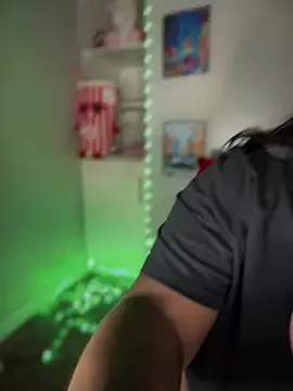 NikkiNoelanii online show from 02.23.25