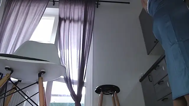 MadameKatrina online show from 09.19.25