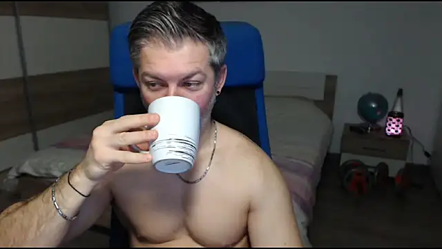 RobbyShawz online show from 02.18.25