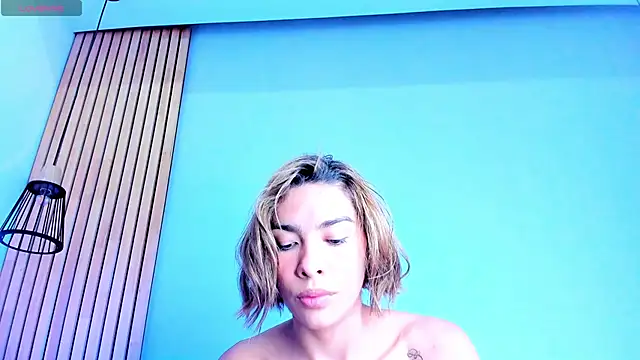 mia-reeves online show from 03.03.25