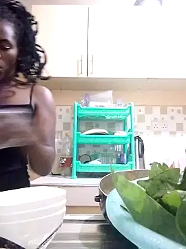 Snapshot of _cutemelania chatting on 02.03.25  cutemelania online show from 02.03.25