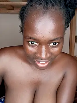 Snapshot of _cutemelania chatting on 03.15.25  cutemelania online show from 03.15.25