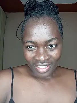 Snapshot of _cutemelania chatting on 10.05.25  cutemelania online show from 10.05.25