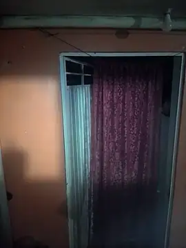 Snapshot of Galex083 chatting on 04.16.26 Galex083 online show from 04.16.26