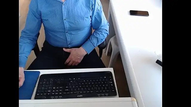 Snapshot of dutchpornking chatting on 04.29.26 dutchpornking online show from 04.29.26