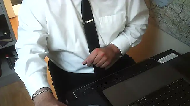 DUDURAxh online show from 12.04.24