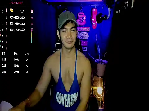 Snapshot of 000batman000 chatting on 02.03.26 000batman000 online show from 02.03.26