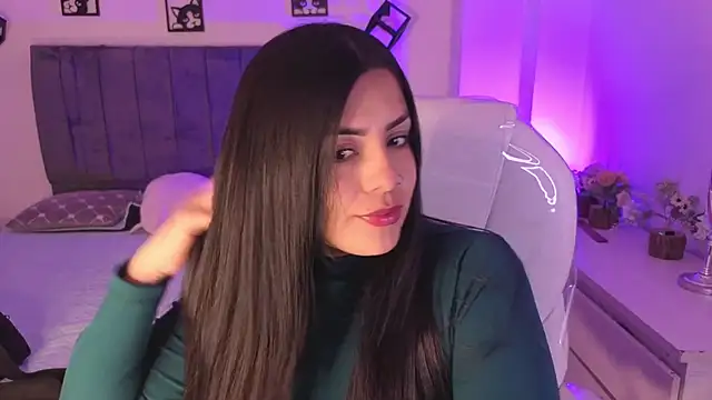 Catalinaa martinez online show from 10.17.25