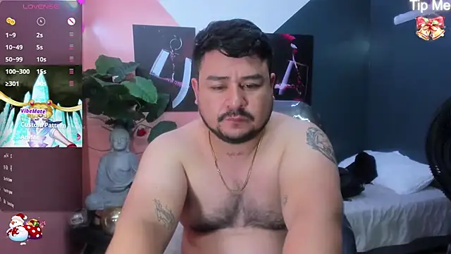 Snapshot of oso_dirty_ chatting on 12.30.24 oso dirty  online show from 12.30.24