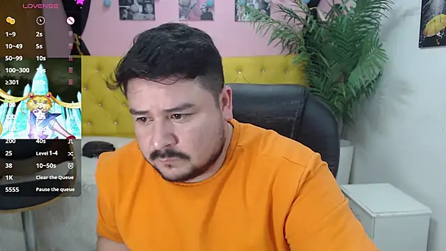 Snapshot of oso_dirty_ chatting on 03.07.25 oso dirty  online show from 03.07.25