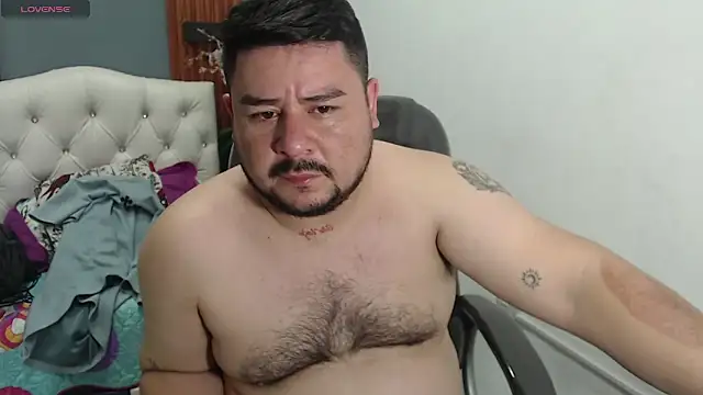 Snapshot of oso_dirty_ chatting on 02.06.26 oso dirty online show from 02.06.26