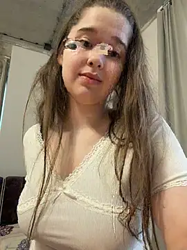 HornyGirlH online show from 05.27.26